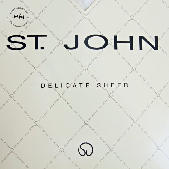 NWT St. John Delicate Sheer Toner Top Pantyhose Style 228 Ivory Size A - Picture 3 of 6